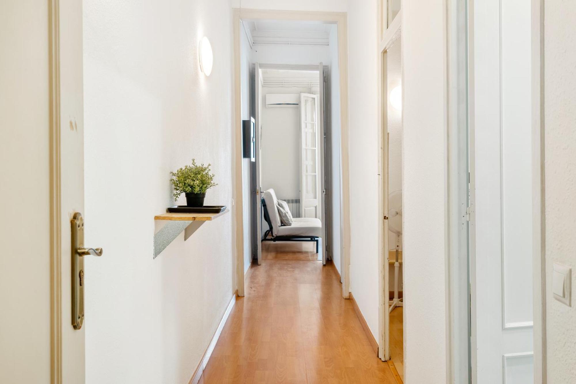 Apartament Spacious 5-bedroom In Barcelona